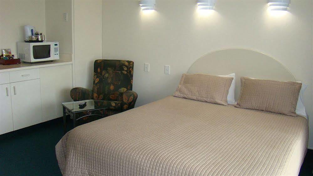 Motel Bk's Fountain Court Napier